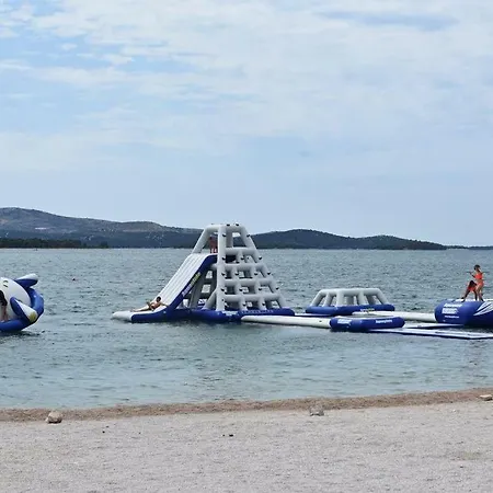 Smart Brodarica (Sibenik-Knin)